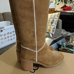 Tall Furlined UGG Boots, size 9